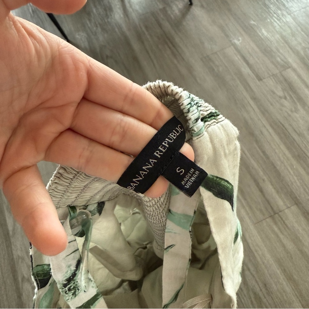 Banana Republic Ramie Button Front Maxi Dress in Khaki Floral - Picture 2 of 16